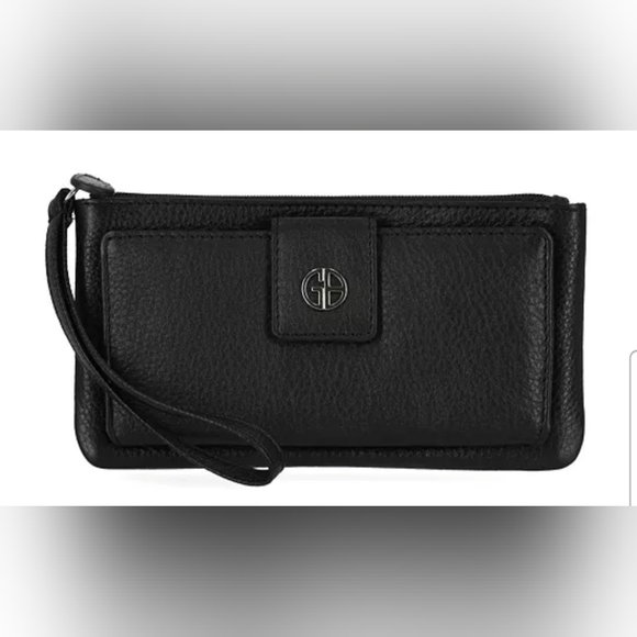 Giani Bernini Handbags - Giani Bernini Wristlet